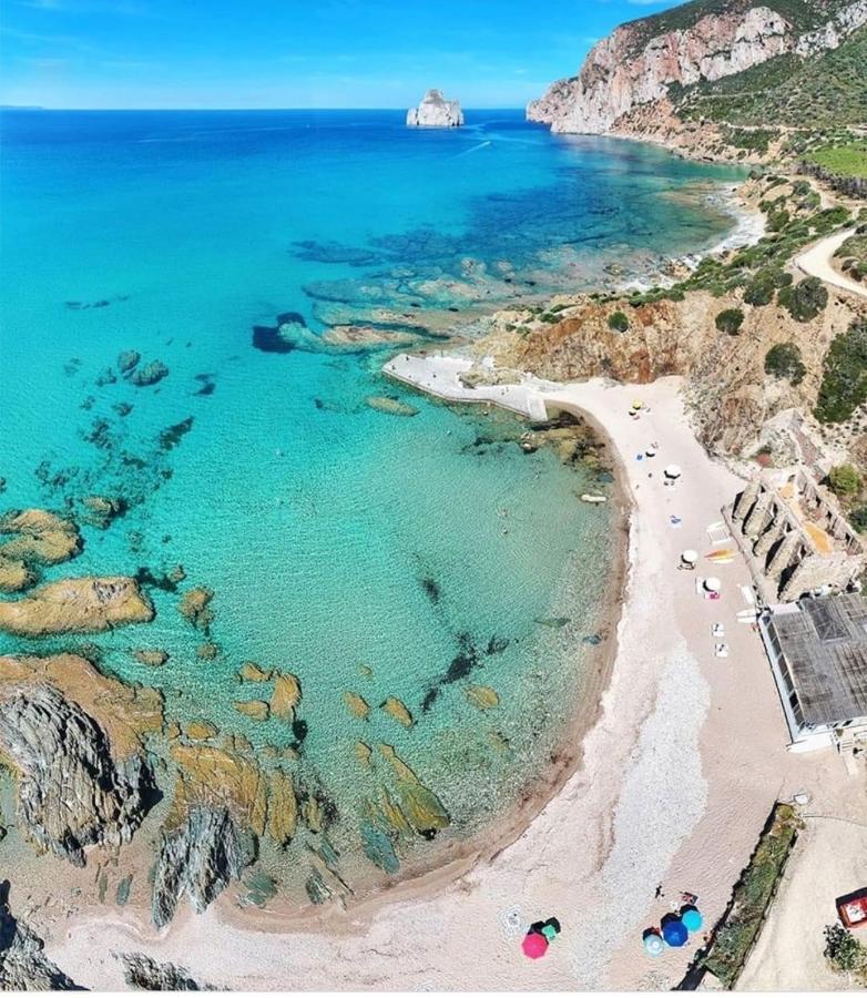 Domus Deiana Case Vacanza San Giovanni Suergiu Luaran gambar